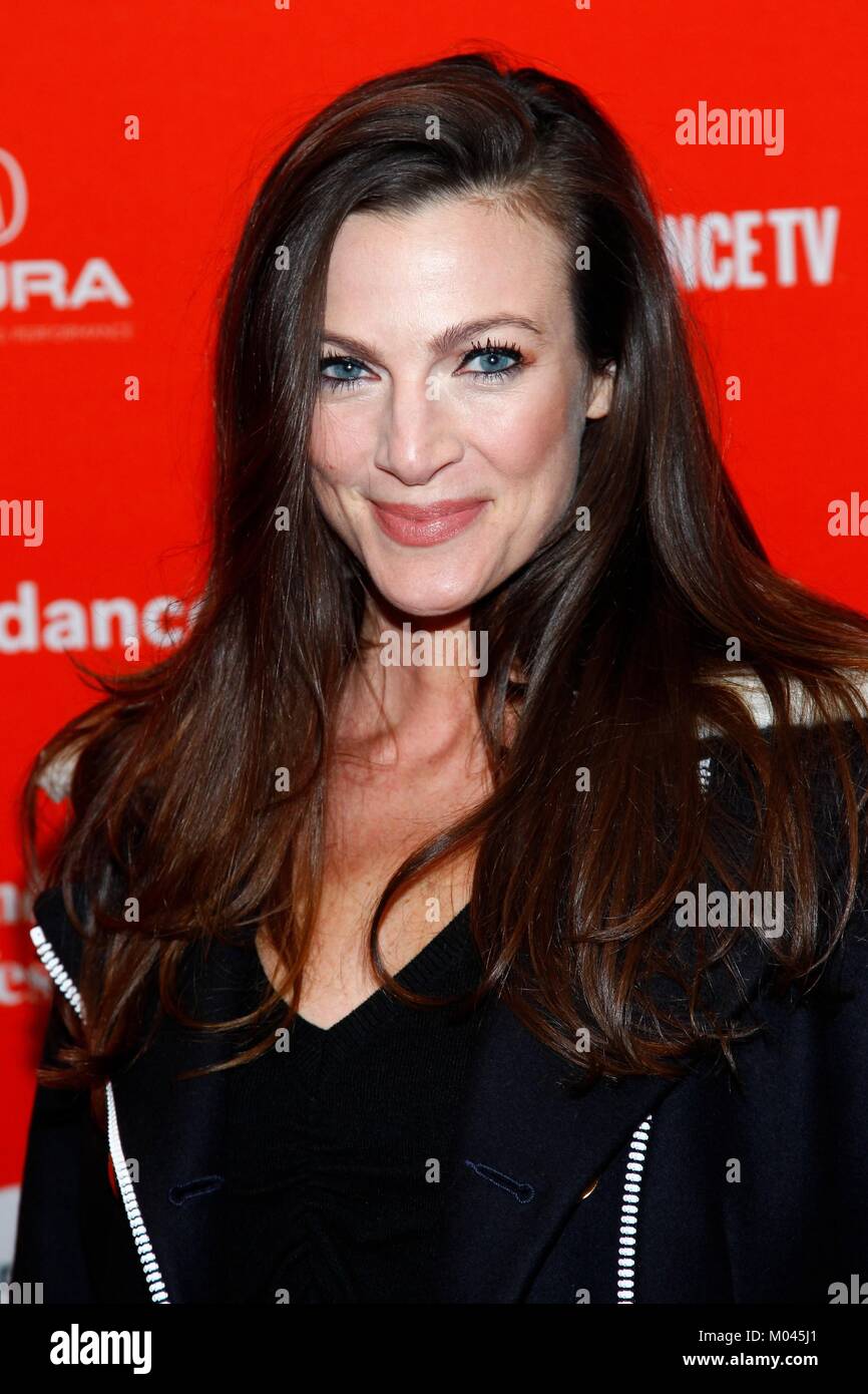 Kendra andrews hi-res stock photography and images - Alamy