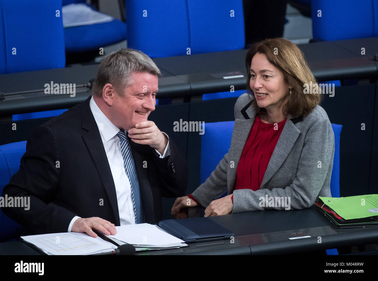 Berlin, Germany. 19th Jan, 2018. German Health Minister Hermann Groehe (CDU) speaks with Katarina Barley (SPD) at a plenary session of the Bundestag in Berlin, Germany, 19 January 2018. Parliamentarians are currently discussing refugees, unemployment insurance and military expenditure. Credit: Bernd von Jutrczenka/dpa/Alamy Live News Stock Photo