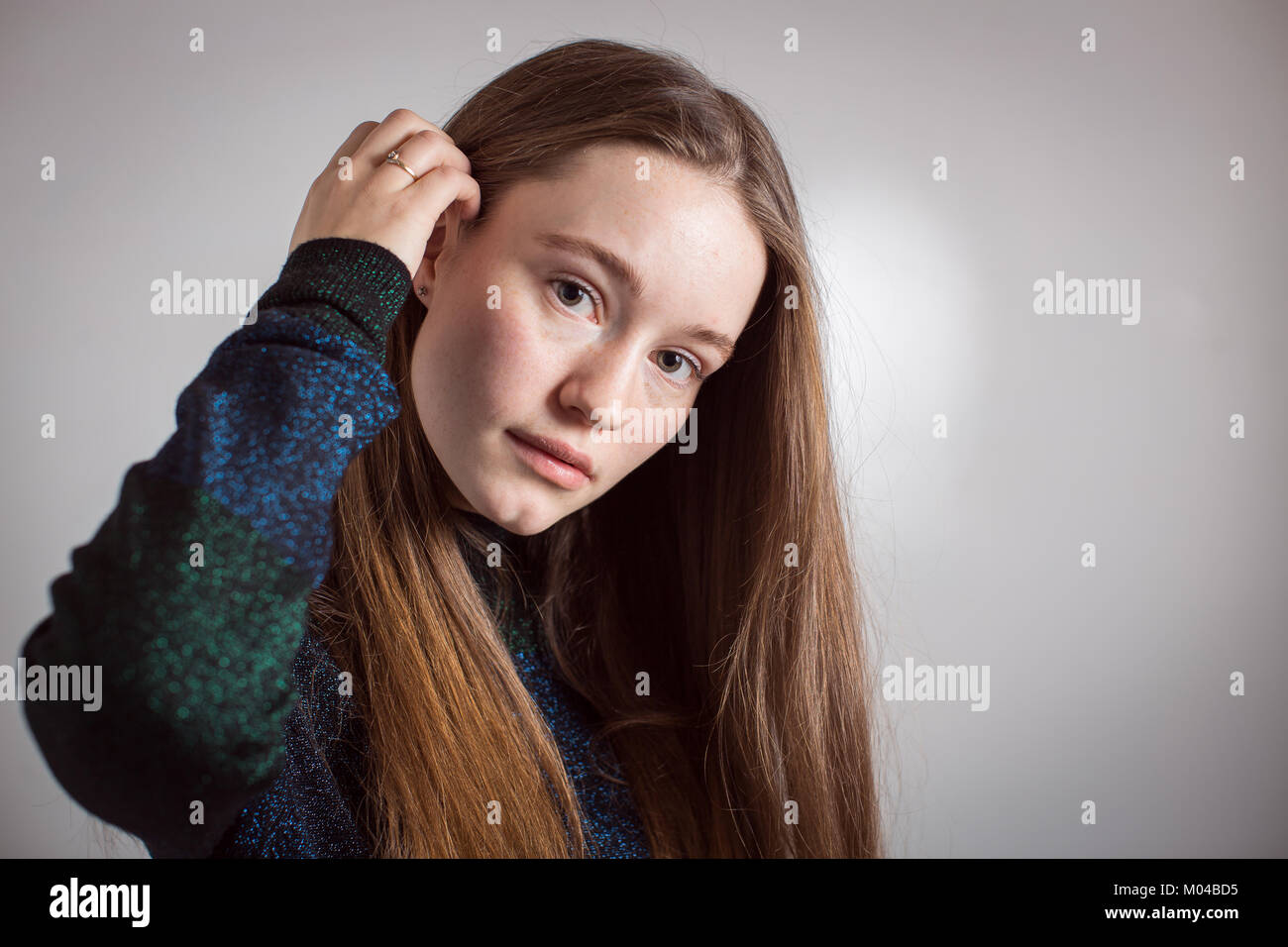 Norway, Oslo - December 10, 2017. The Norwegian singer and songwriter Sigrid Raabe is best known as just Sigrid and here portrayed in Oslo. (Photo credit: Gonzales Photo - Tord Litleskare). Stock Photo