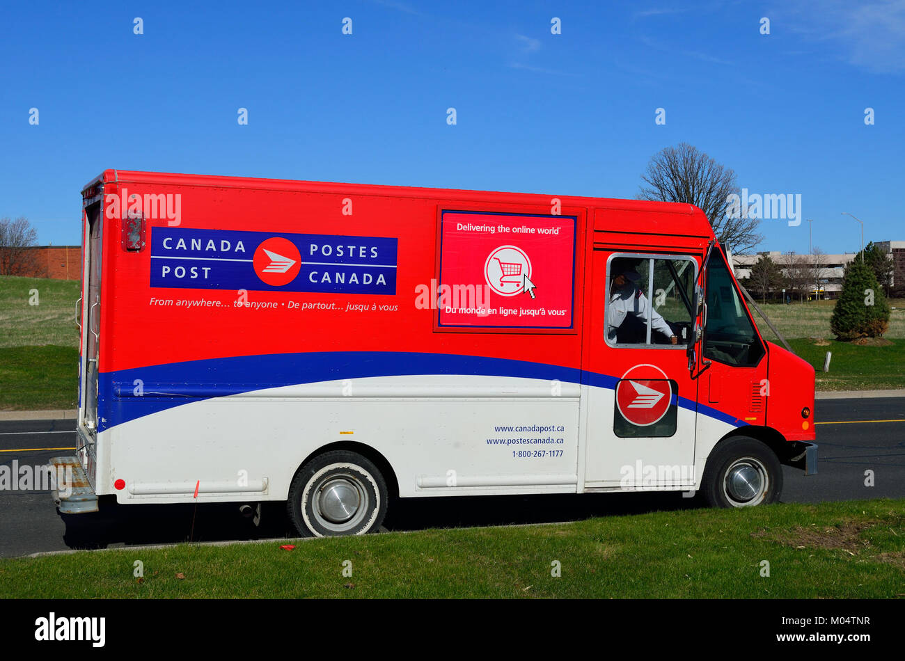 Mail truck rural hi-res stock photography and images - Alamy, image size:1300x950
