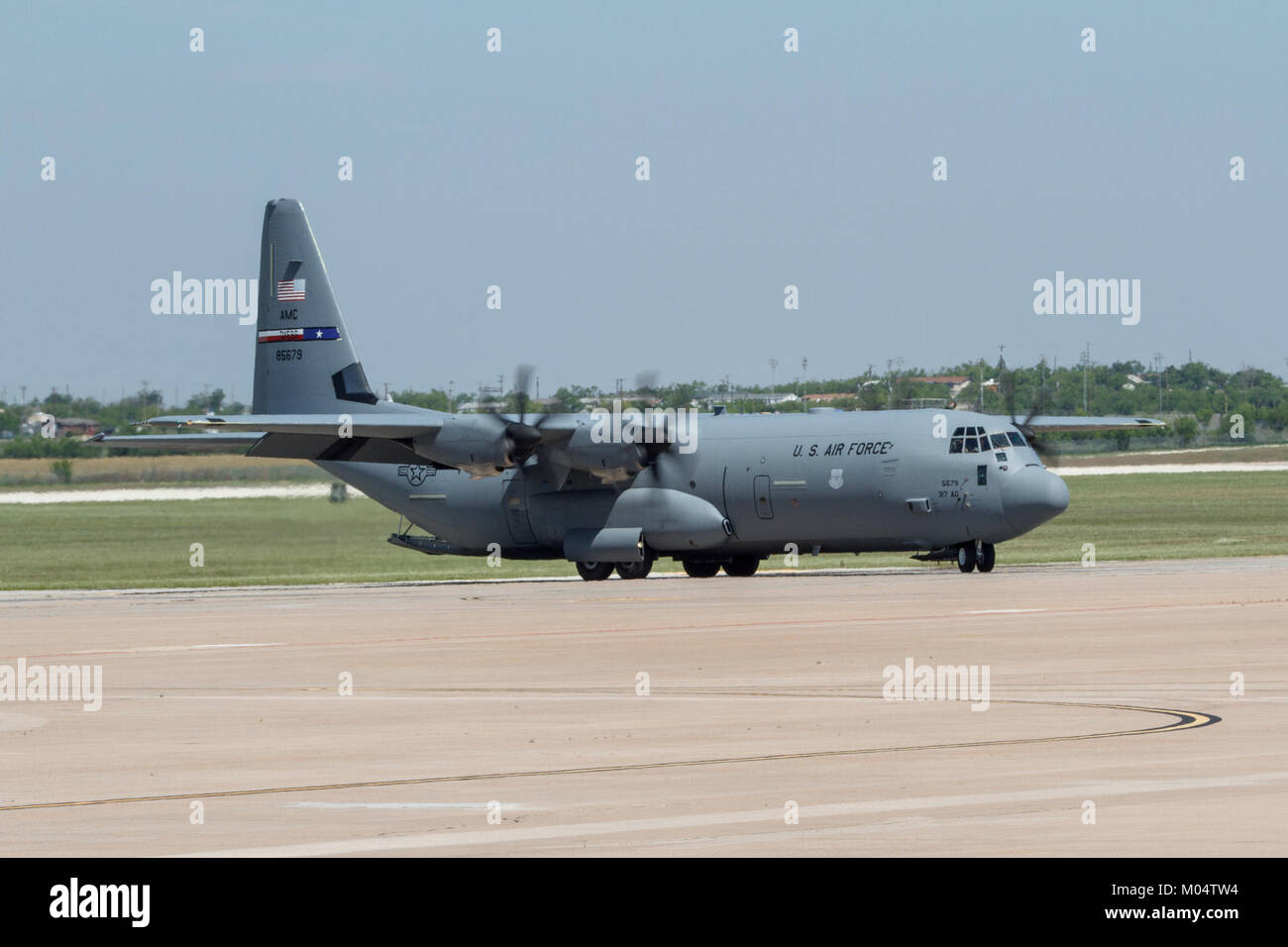 C130J Super Hercules Taxi Dyess AFB 2015 3 Stock Photo Alamy