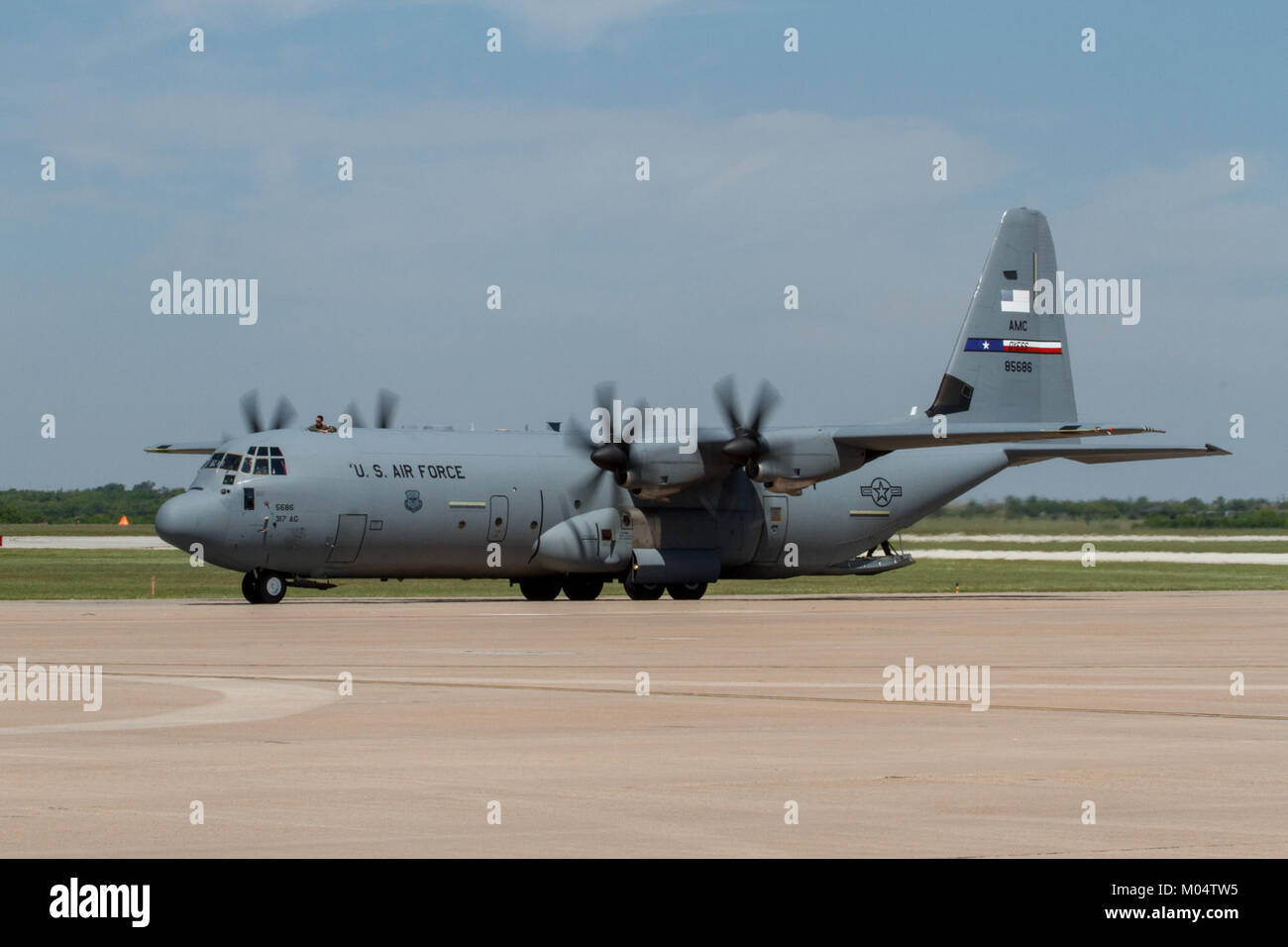 C130J Super Hercules Taxi Dyess AFB 2015 4 Stock Photo Alamy