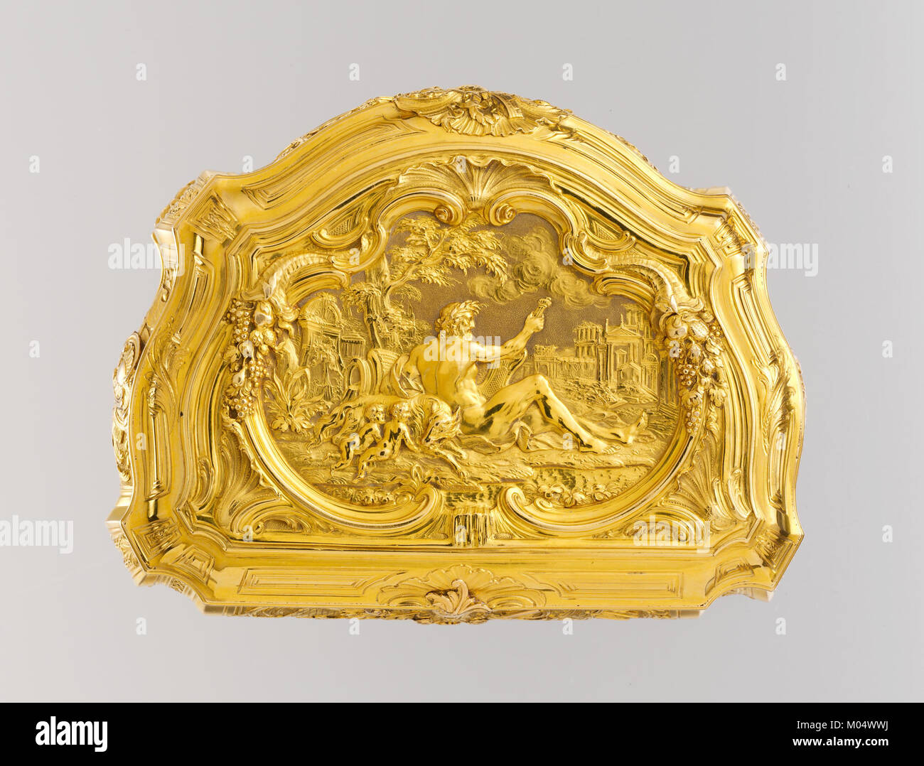 Box with scene depicting Roman hero Gaius Mucius Scaevola before the Etruscan king Lars Porsena MET DP170834 Stock Photo