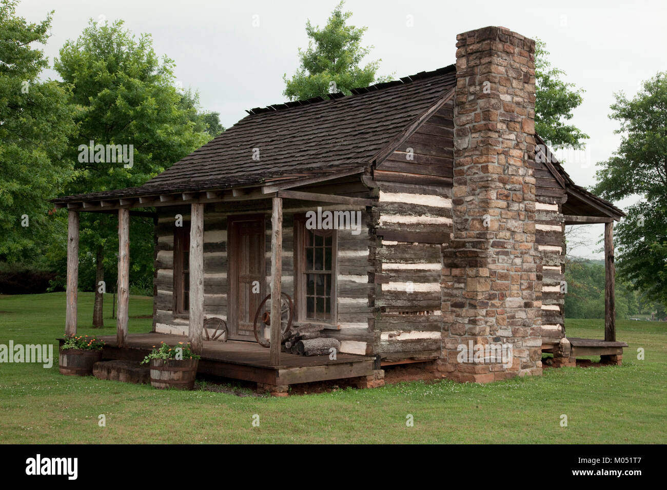 Log Cabin Stagecoach stop Stock Photo