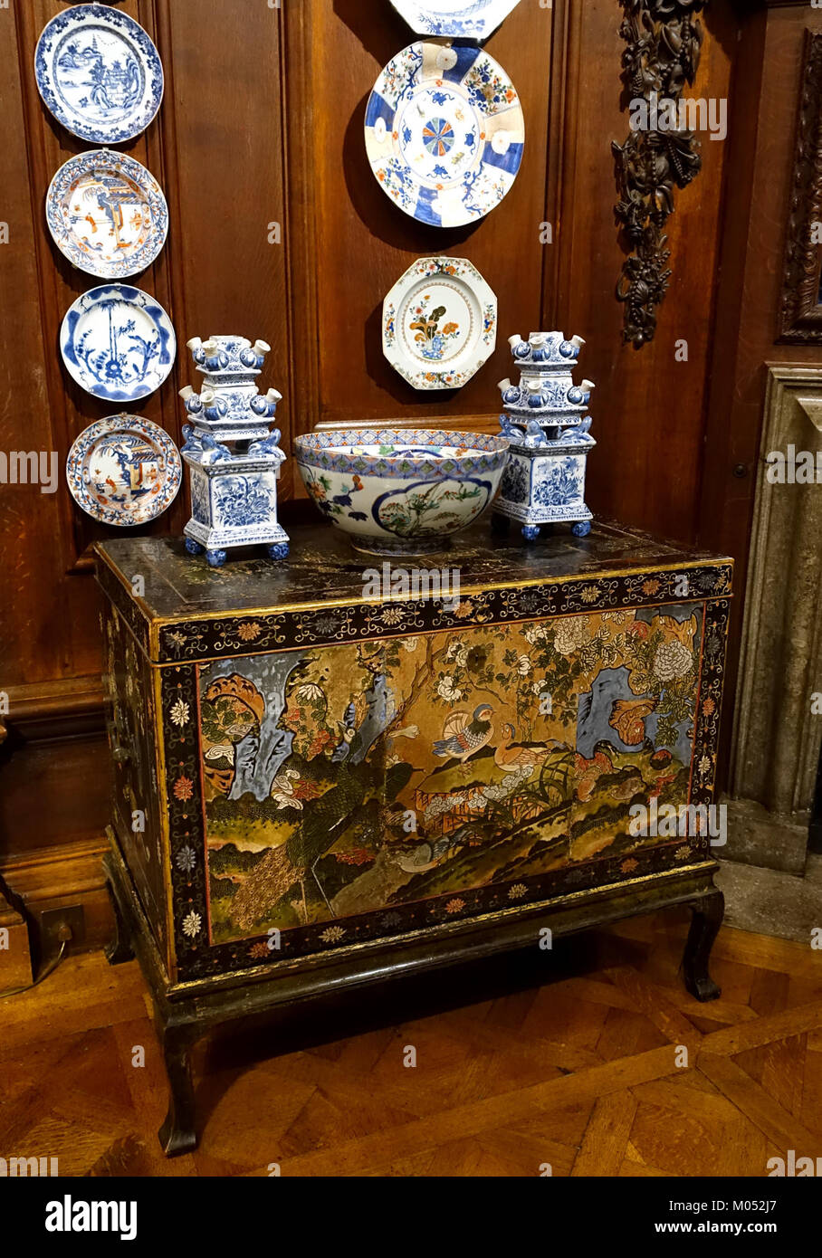 Cabinet of Chinese Coromandel lacquer, with ceramics - State Closet, Chatsworth House - Derbyshire, England - DSC03240 Stock Photo