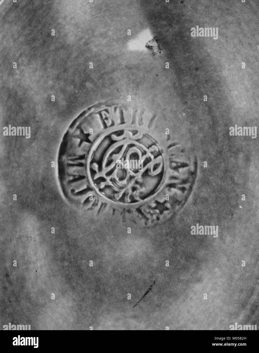 Bread plate Black and White Stock Photos & Images Alamy