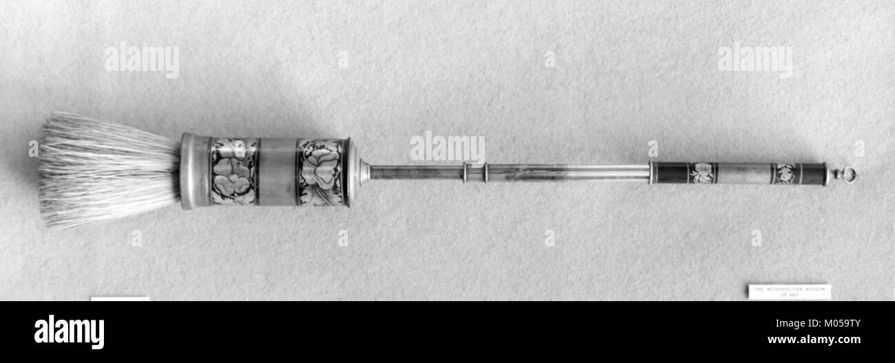 Brush holder Black and White Stock Photos & Images Alamy