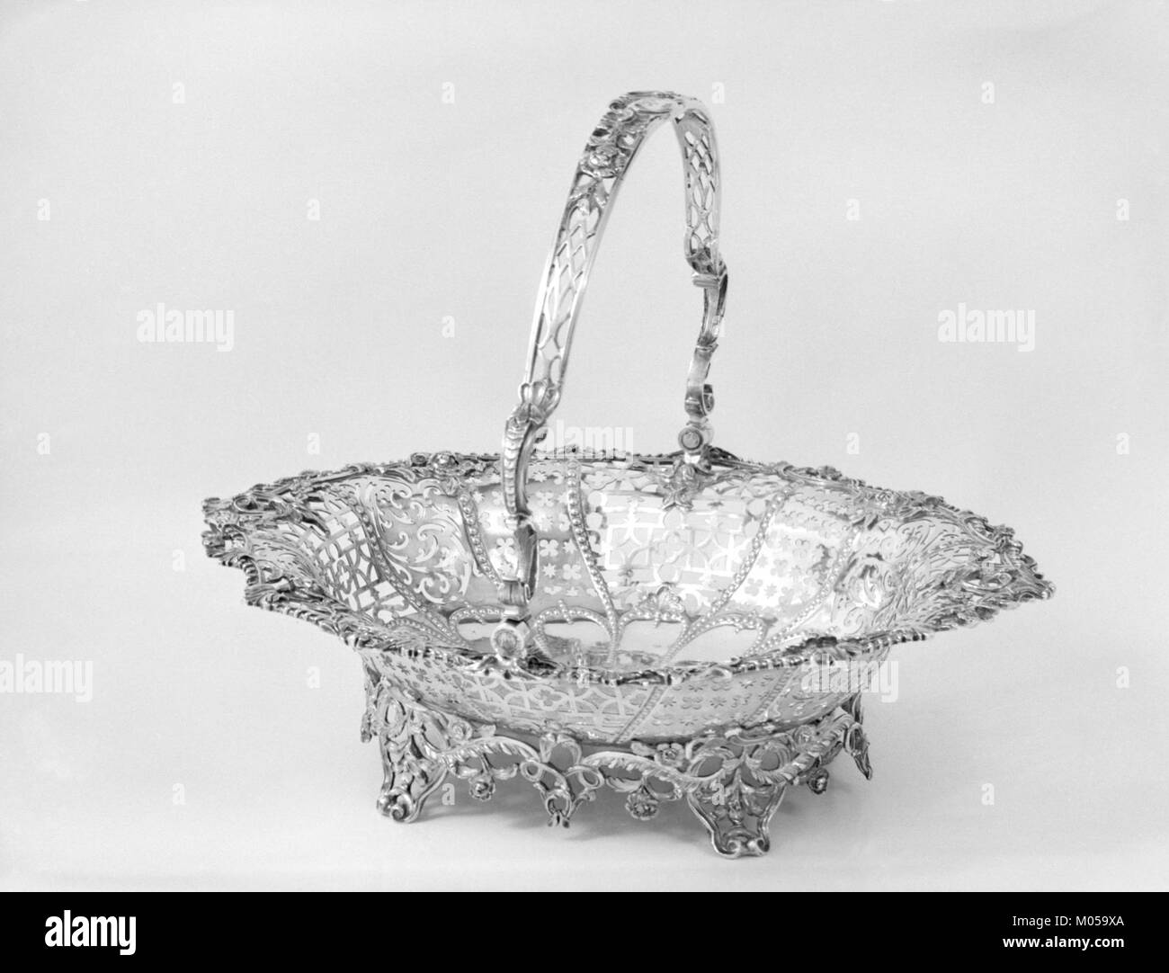 Cake basket MET 100800 Stock Photo - Alamy