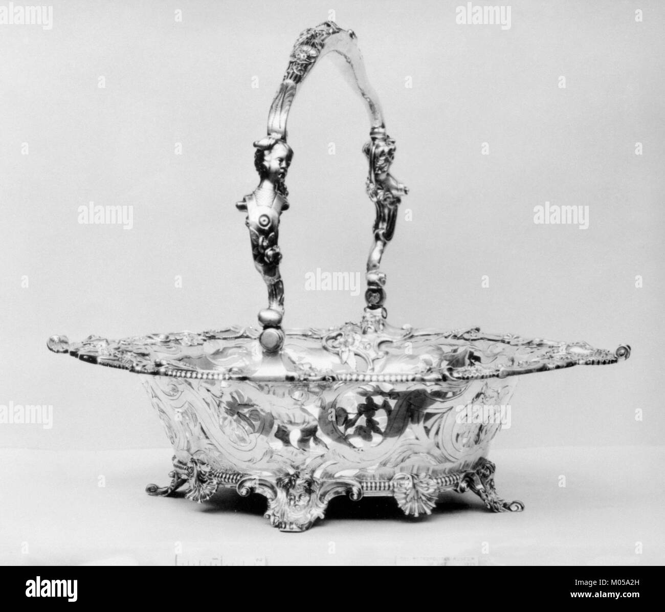 Cake basket MET 59170 Stock Photo - Alamy