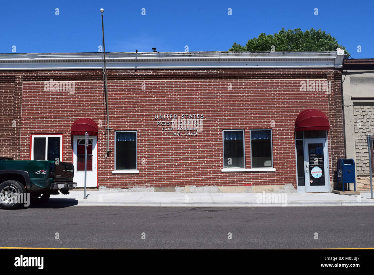 Camp Douglas WI post office Stock Photo Alamy