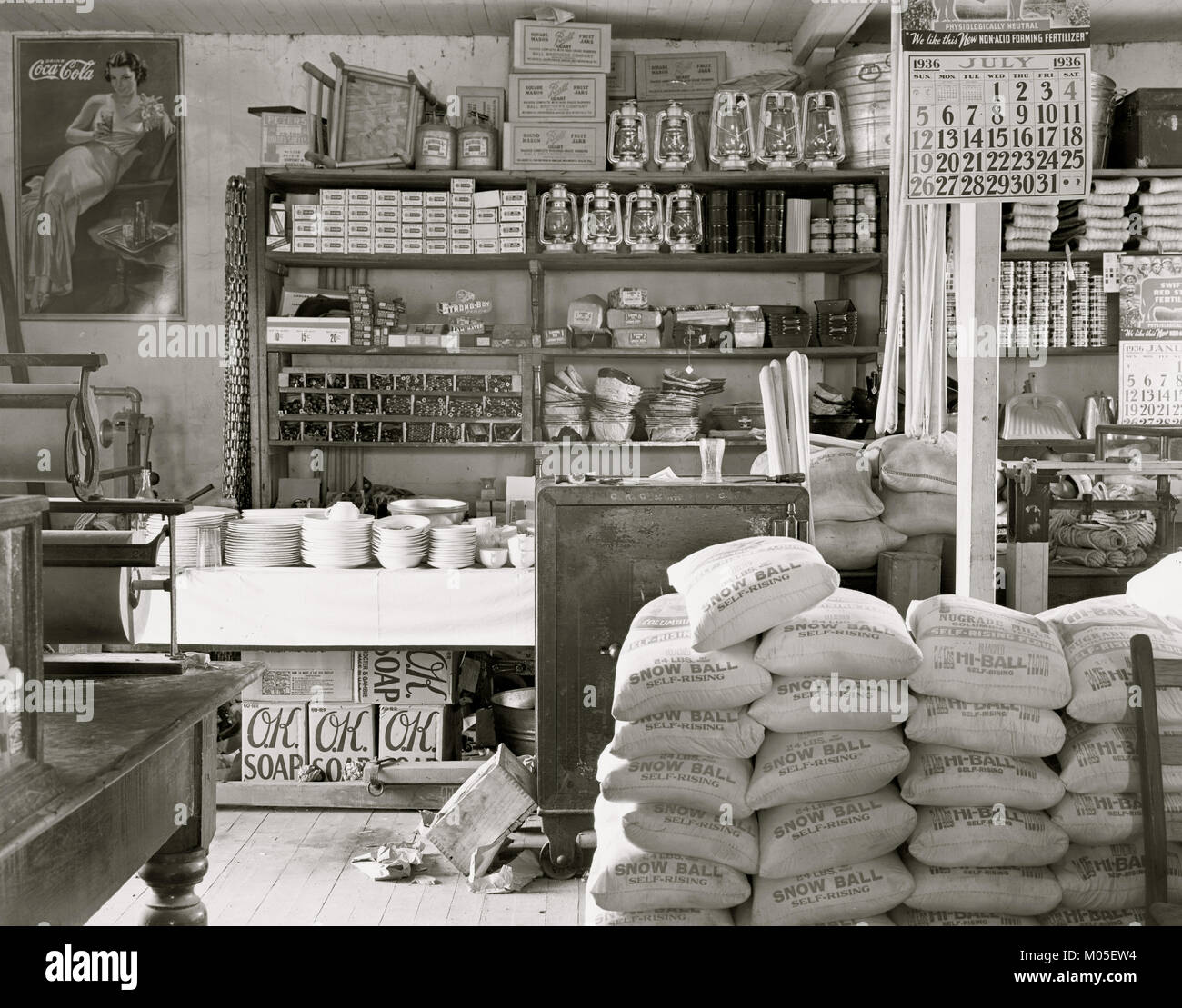 Grocery store. Greensboro, Alabama Stock Photo Alamy