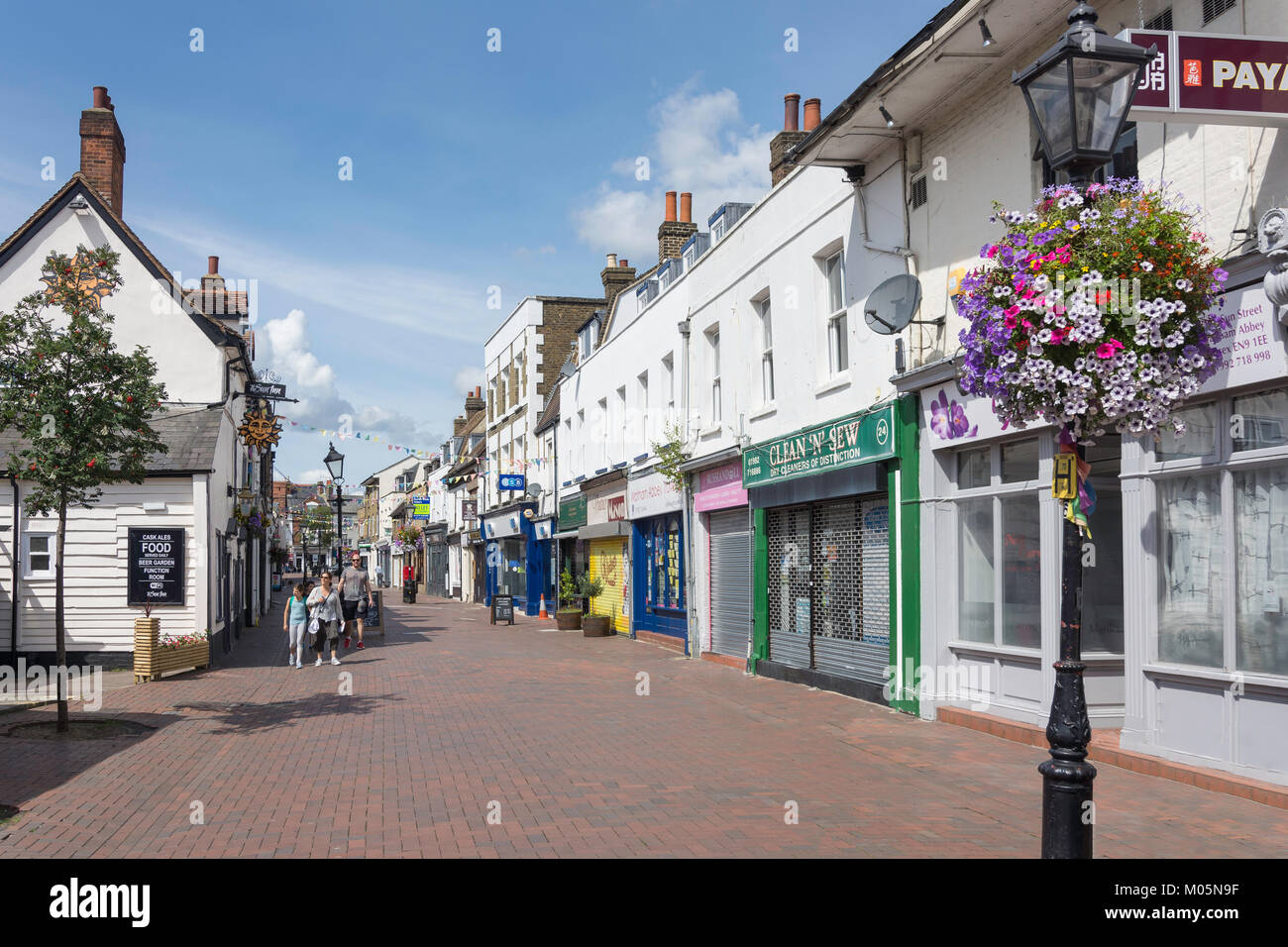 Pedestrianised Sun Street, Waltham Abbey, Essex, England, United Kingdom Stock Photo