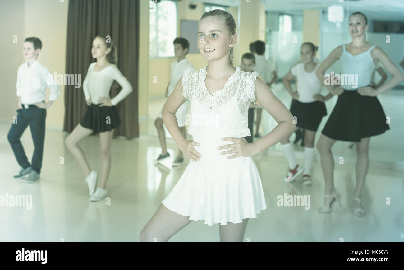 Kids dancing funky hi-res stock photography and images - Alamy