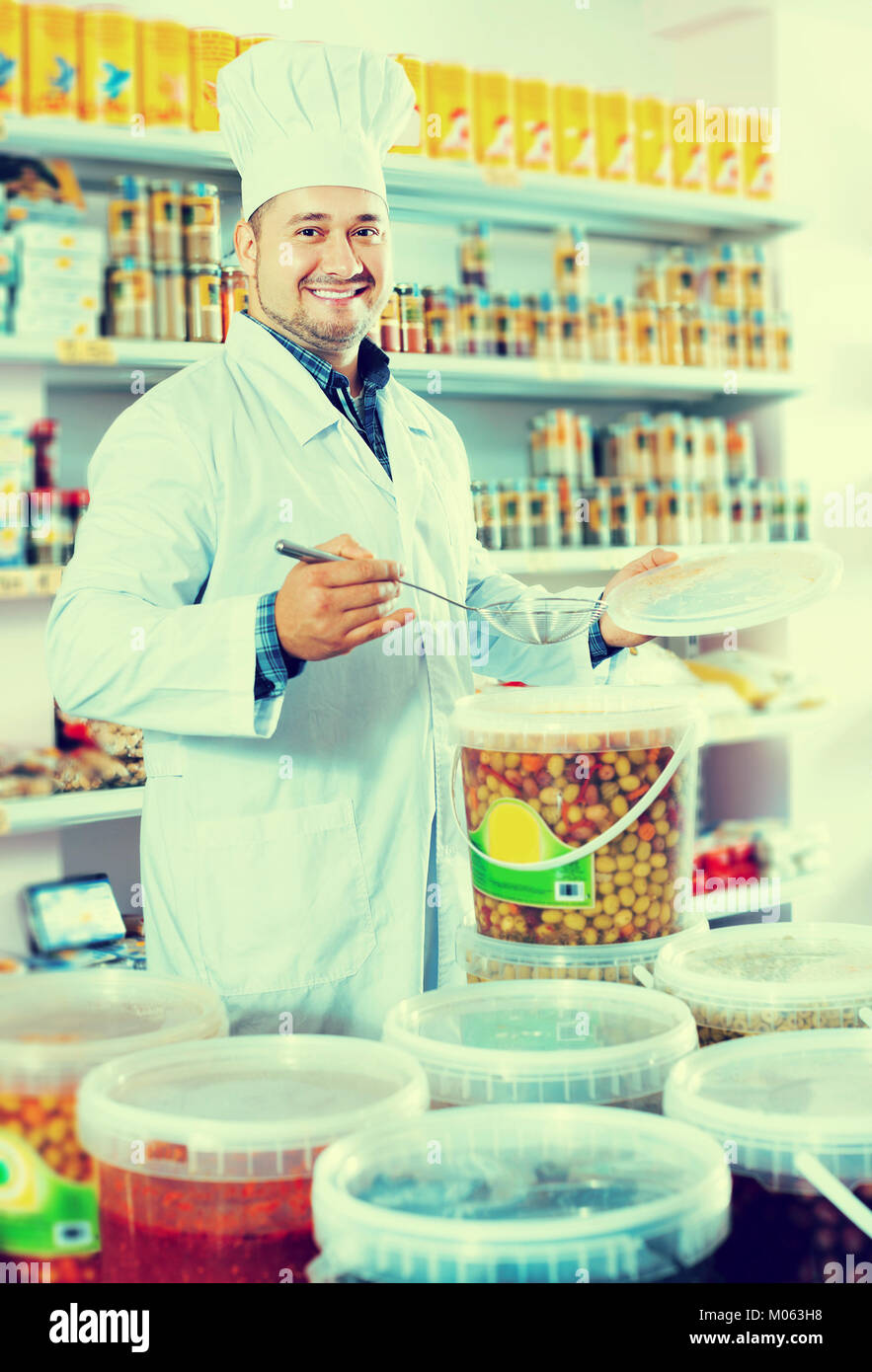 Olives store shelves hires stock photography and images Alamy