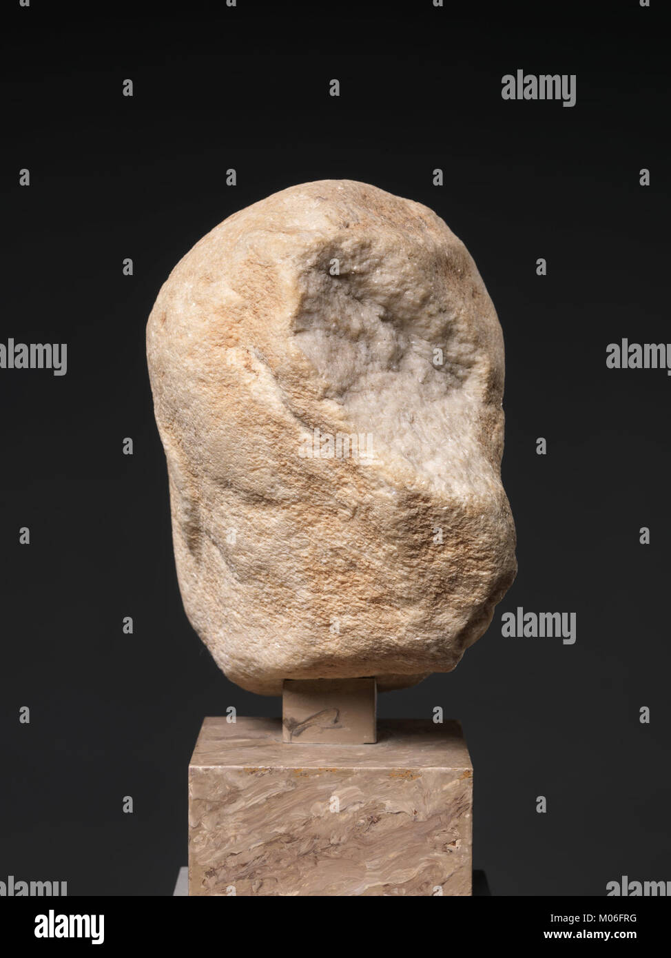 Marble sculpture depicts head hi-res stock photography and images - Alamy