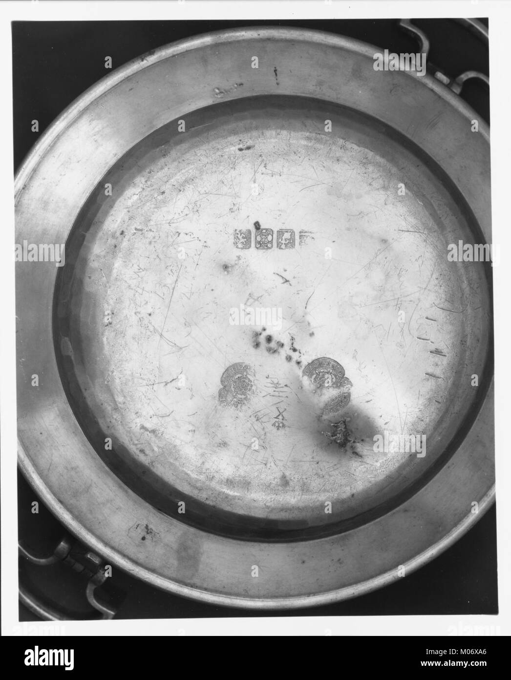 Hot Water Plate MET 225911 Stock Photo Alamy