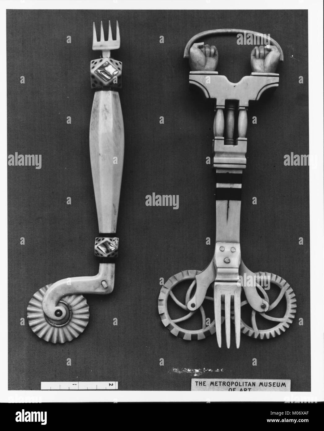 Jagging Wheel MET 12846 Stock Photo Alamy