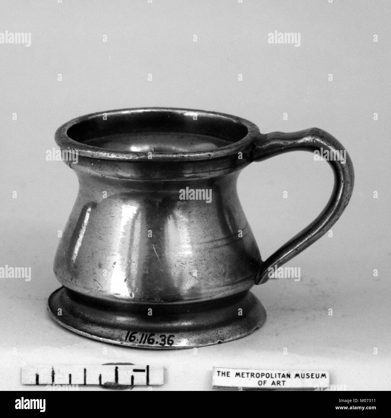 Measuring instruments Black and White Stock Photos & Images - Alamy
