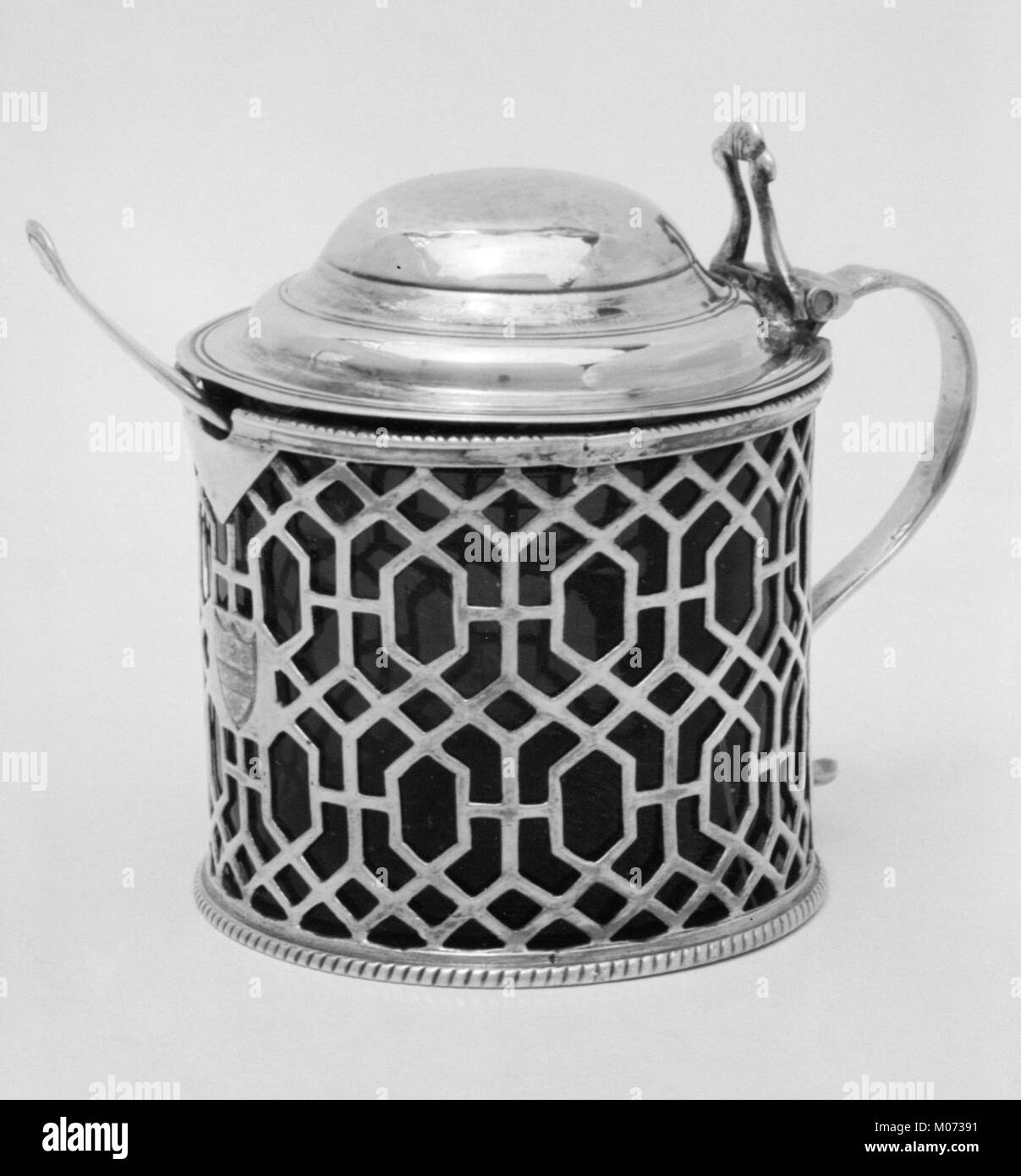 Mustard pot and spoon (one of a pair) MET 97199 Stock Photo Alamy