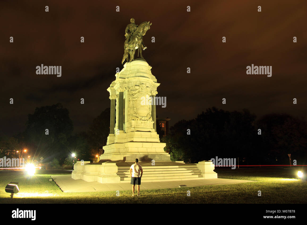 Civil War monuments such as the Robert E. Lee statue on Monument Avenue represent key points of contention in contemporary U.S. politics Stock Photo
