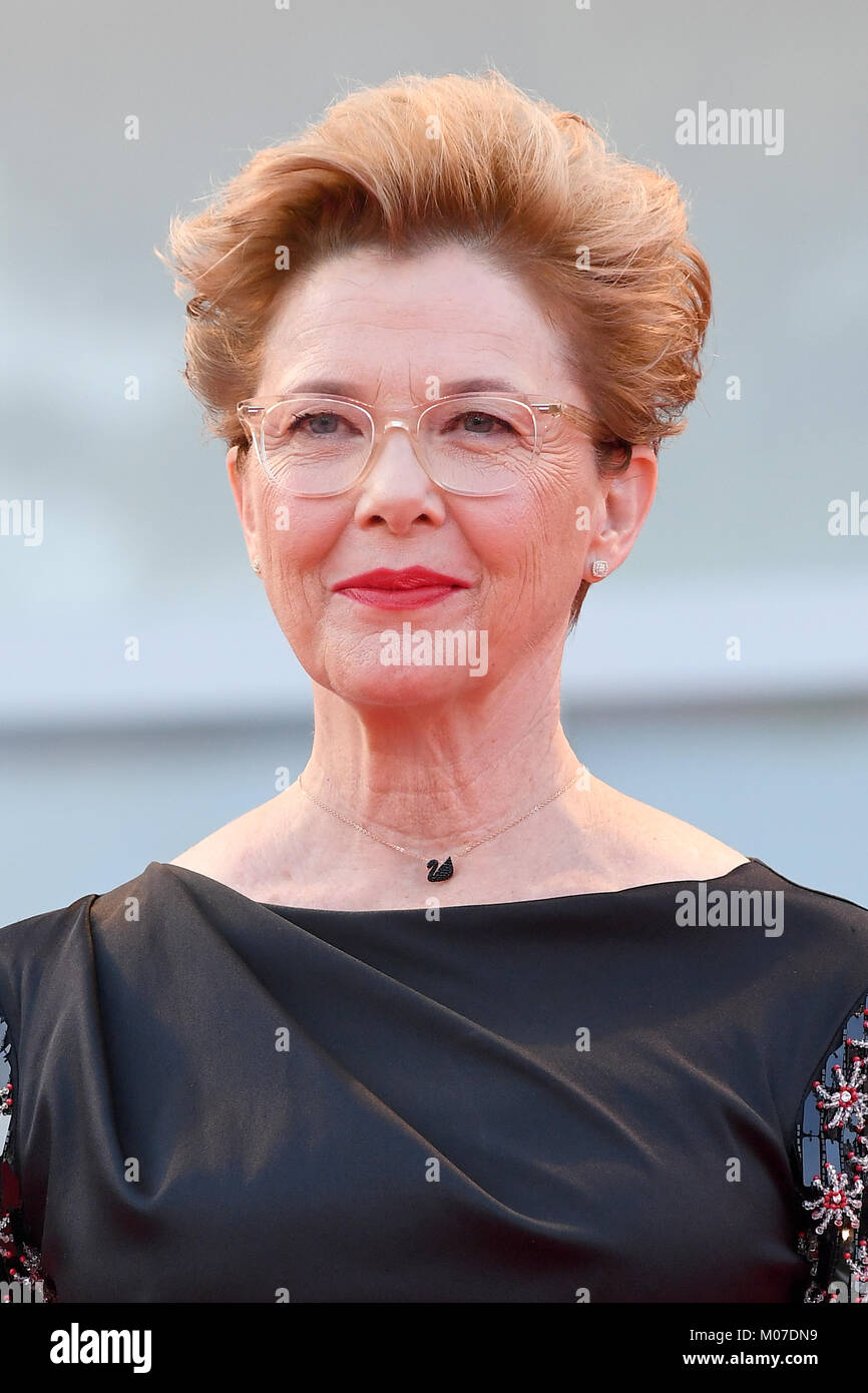 Annette Crosbie (born 1934) Annette Crosbie (born 1934)