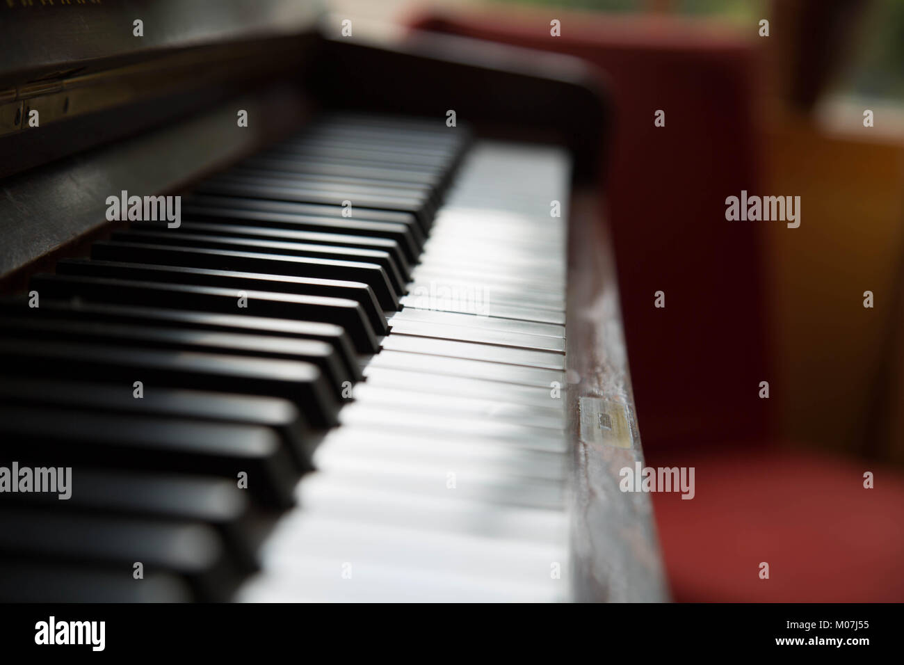 Shiny keys piano close up Stock Photo - Alamy