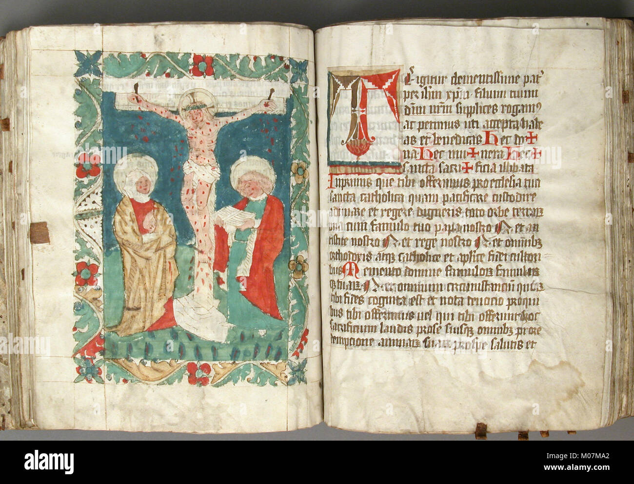 Manurscript Ancient handwritten document showing hi-res stock photography and ...