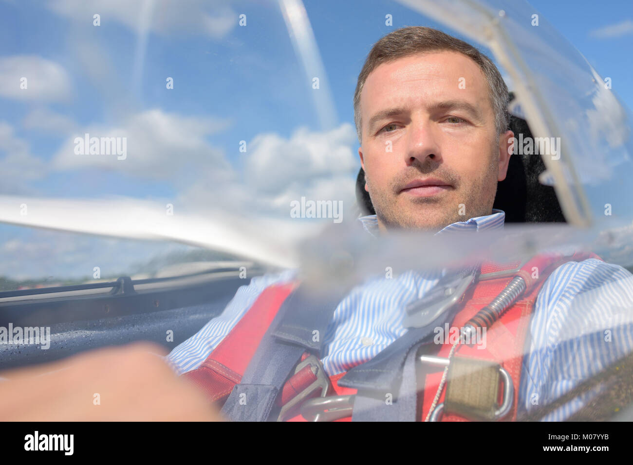 glider looking at the view Stock Photo Alamy