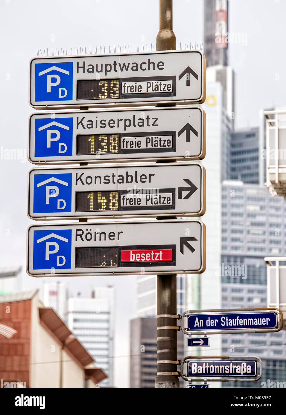 Car-park routing system with availability display in Frankfurt am Main Stock Photo
