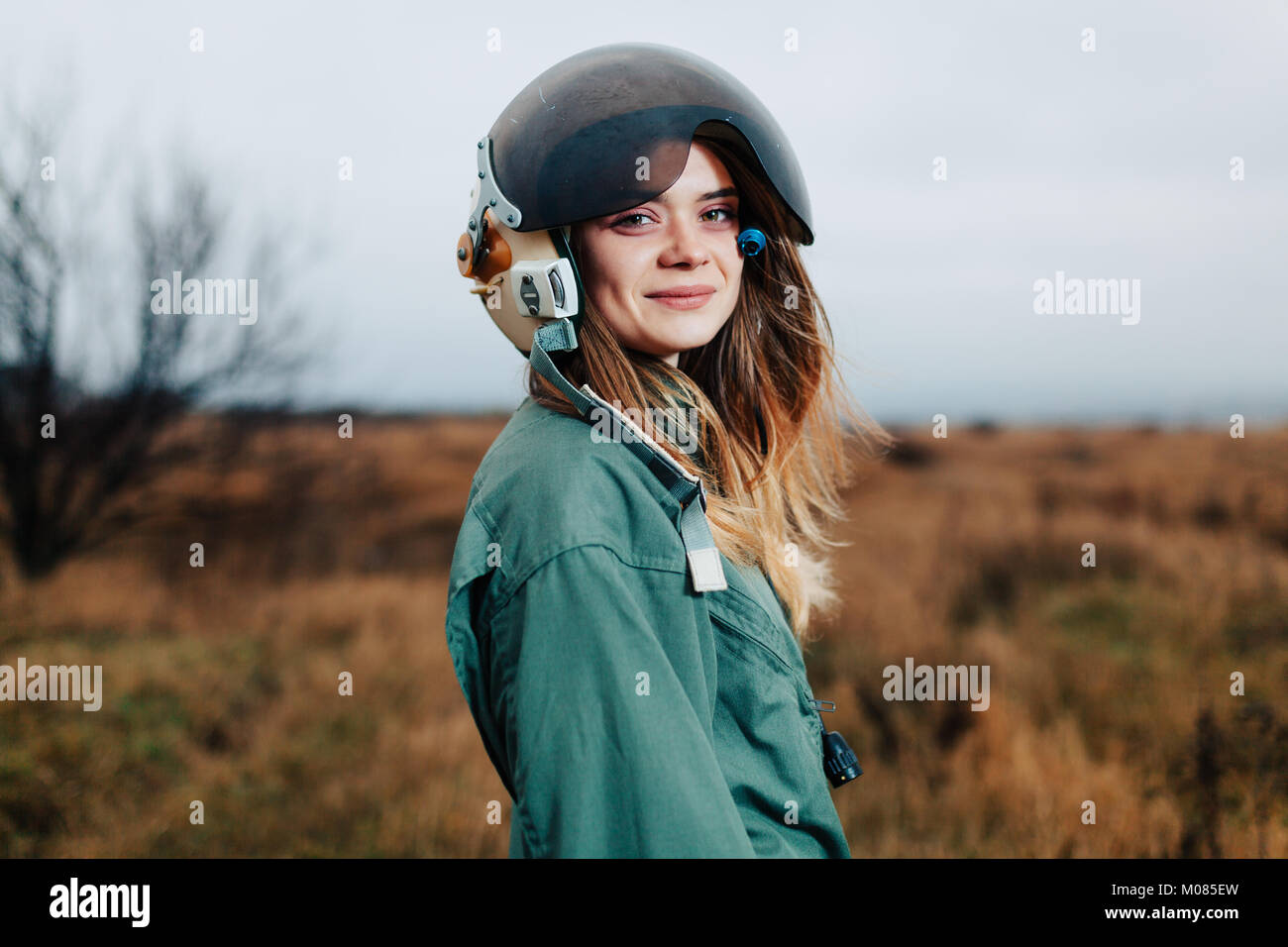 Female airline pilot in uniform hi-res stock photography and images - Alamy