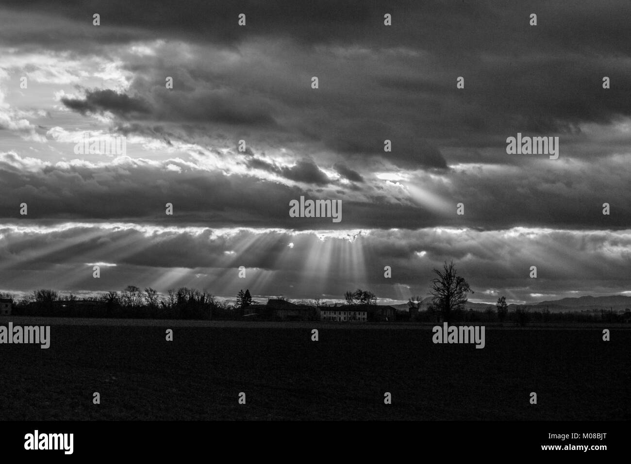 Pink sunset Black and White Stock Photos & Images - Alamy