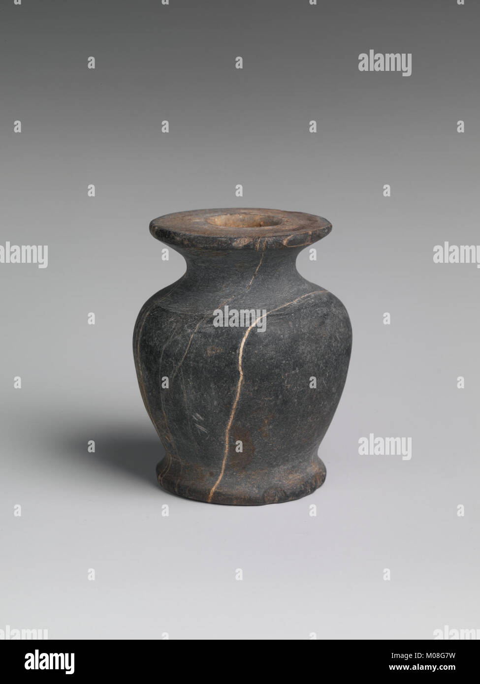 A kohl jar at the Metropolitan Museum of Art is an ancient cosmetic ...