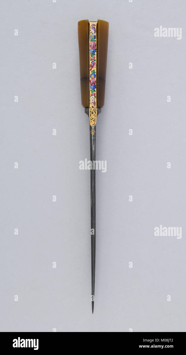 This Kard dagger with curved blade represents 16th–17th century ...