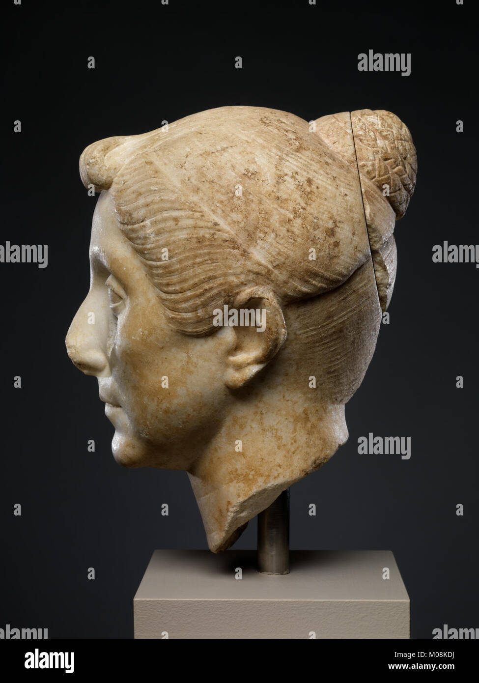 Marble head sculpture elderly hi-res stock photography and images - Alamy