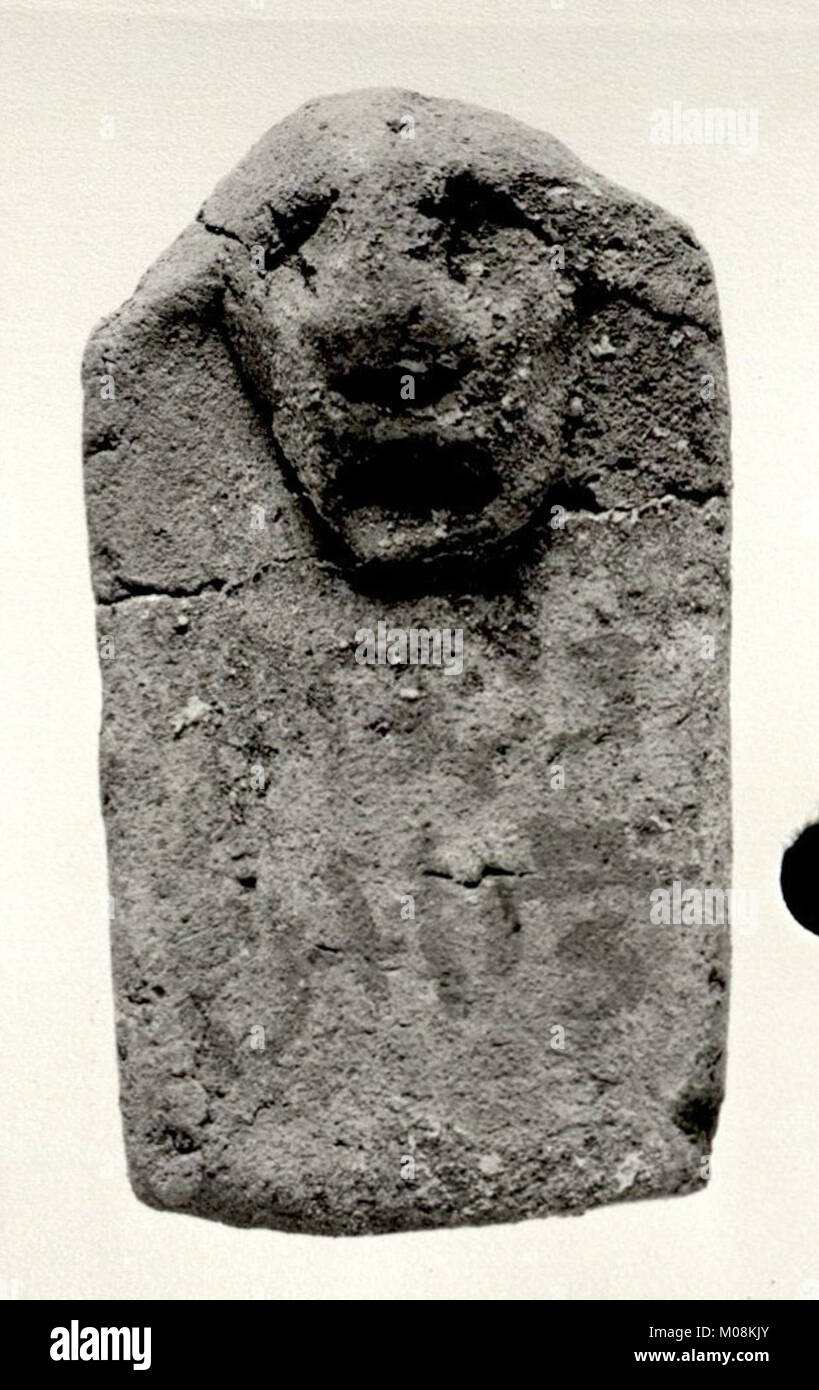 Talisman Figure Ancient artifact magical figure hi-res stock photography and images - Alamy