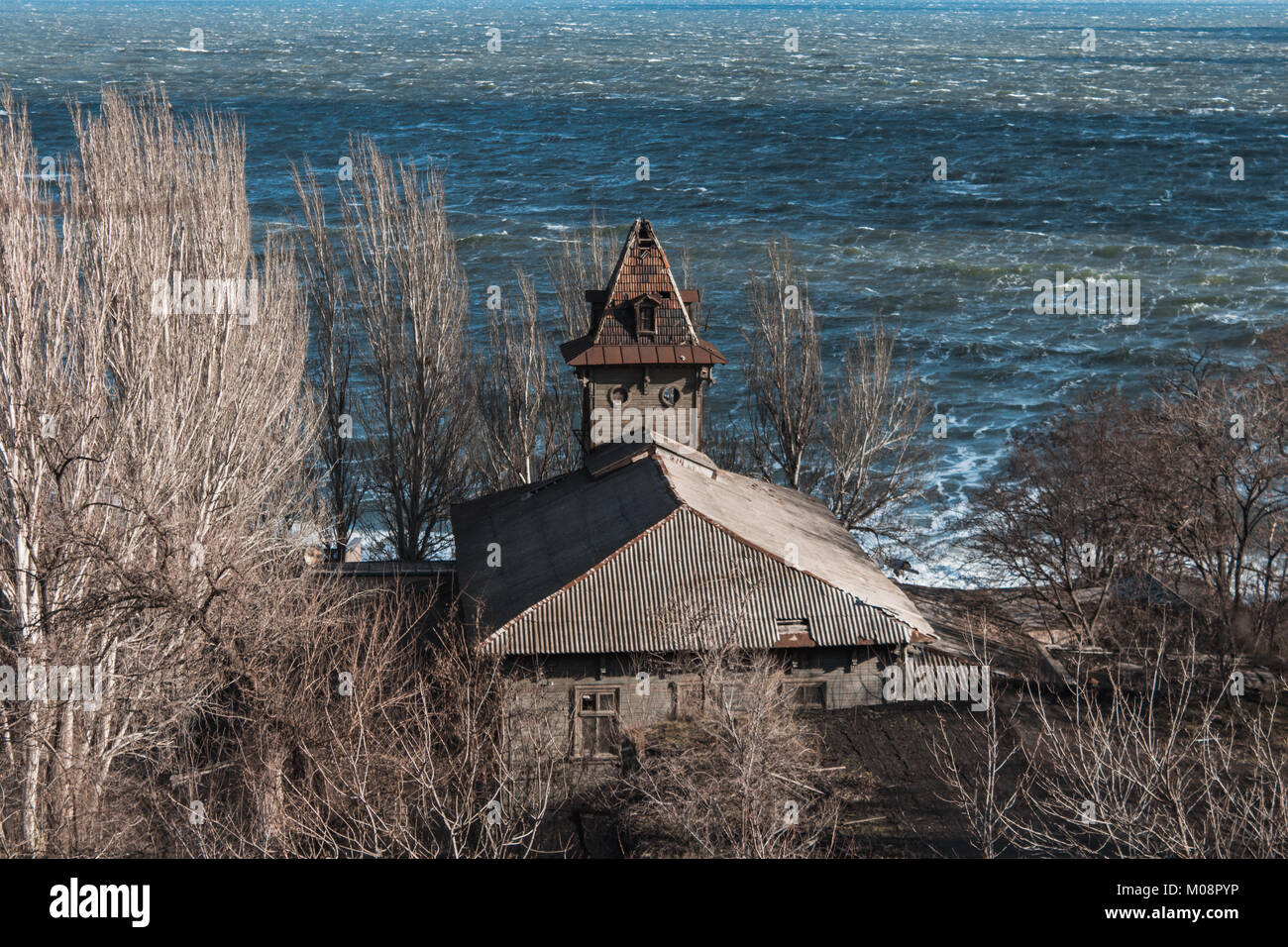 old abandoned house by the sea Stock Photo - Alamy