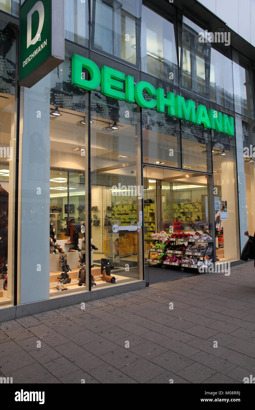 Deichmann Shop High Resolution Stock Photography and Images - Alamy