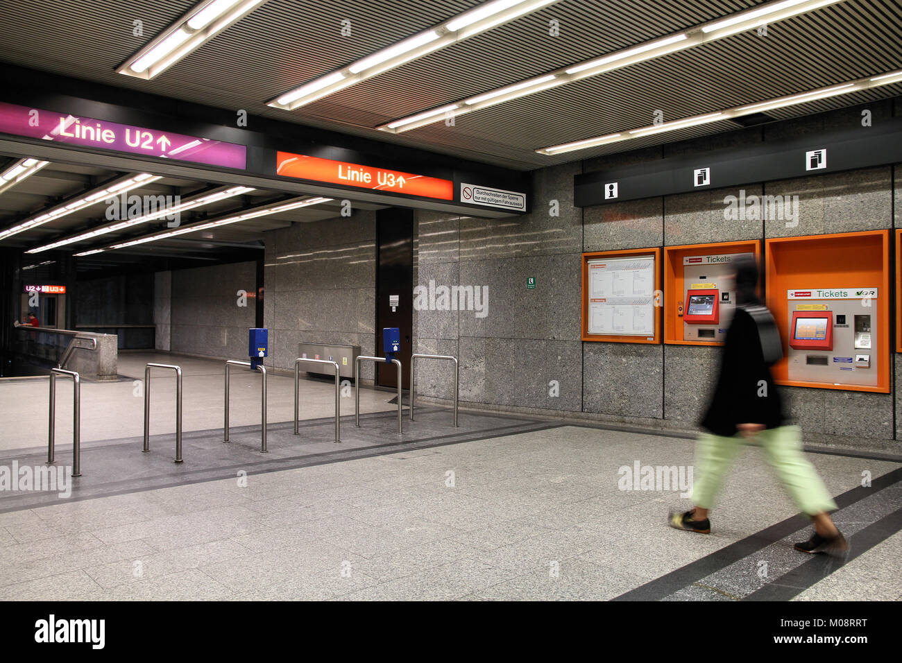 Vienna underground ticket machine hires stock photography and images Alamy