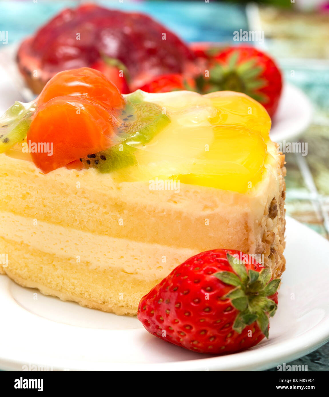 Strawberry Fruit Cake Meaning Fresh Cream Gateau And Fresh Cream Gateau