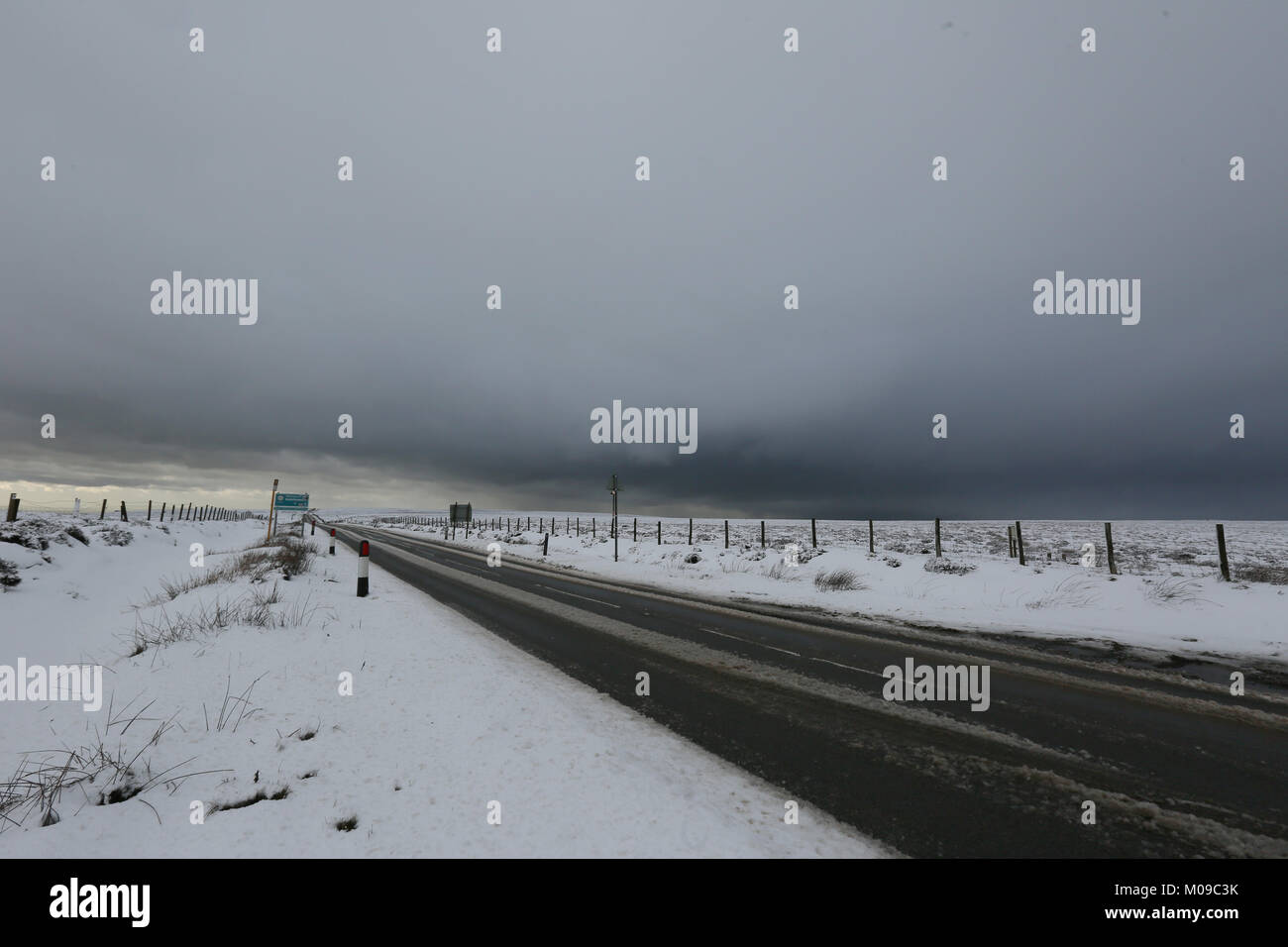 Holmfirth Road, Saddleworth, 19th January, 2018. The A635 route
