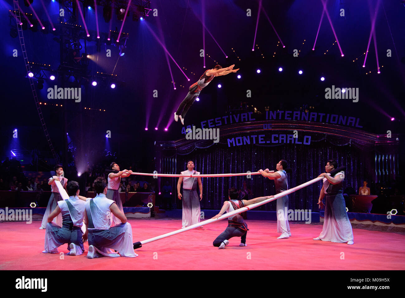 Fontvieille. 18th Jan, 2018. Artists of the Shanghai Acrobatic Troupe of China perform 'Russian Bars' during the 42nd Monte-Carlo International Circus Festival in Fontvieille, Monaco on Jan. 18, 2018. The 11-day circus festival opened on Thursday. Credit: Chen Yichen/Xinhua/Alamy Live News Stock Photo