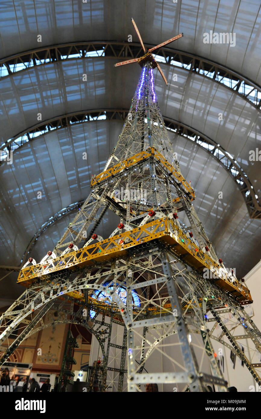 London, UK. 19th Jan, 2018. A Meccano Eiffel Tower on display at the London Model Engineering Exhibition, Alexandra Palace, London. The London Model Engineering Exhibition is now in its 22nd year, and attracts around 14,000 visitors. The show offers a showcase to the full spectrum of modelling from traditional model engineering, steam locomotives and traction engines through to the more modern gadget and boys toys including trucks, boats, aeroplanes and helicopters. Credit: Michael Preston/Alamy Live News Stock Photo