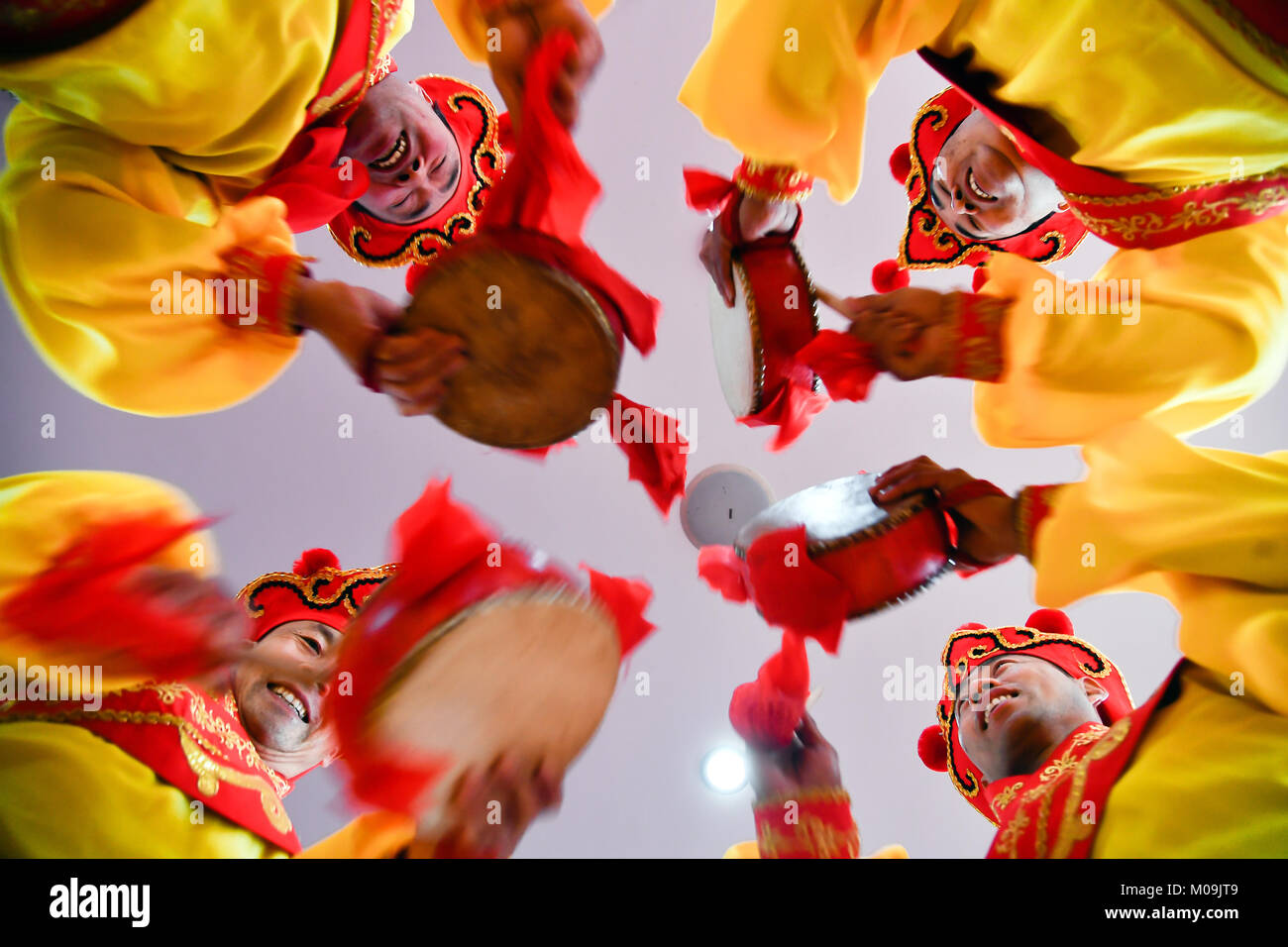 Jinan, China's Shandong Province. 19th Jan, 2018. Actors of Guzi yangge dance troupe rehearse at a culture center in Shanghe County, east China's Shandong Province, Jan. 19, 2018. Invited by the China Cultural Center in Stockholm, the troupe will participate in Spring Festival celebration events in Sweden from Feb. 9 to 14. Credit: Guo Xulei/Xinhua/Alamy Live News Stock Photo