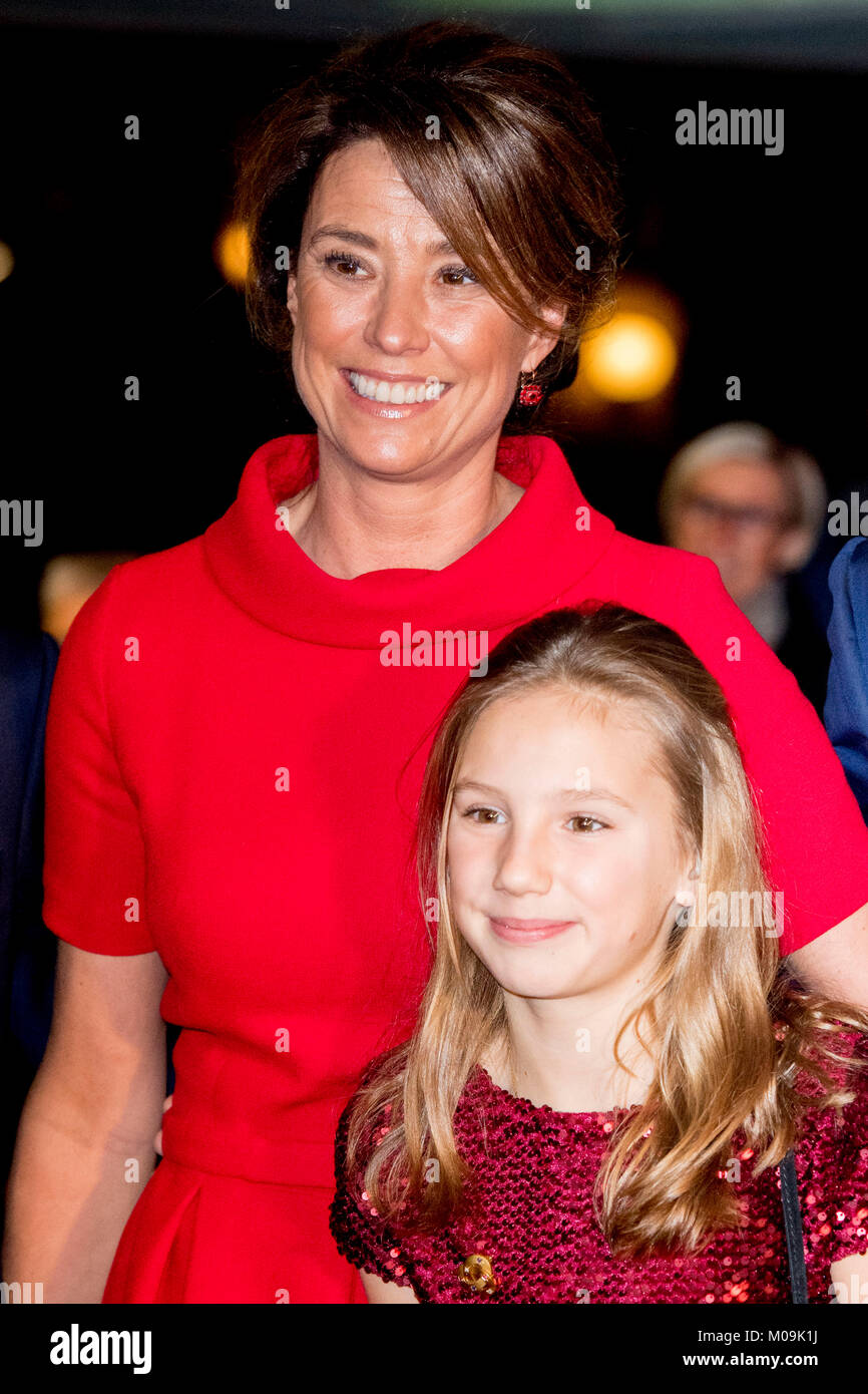 Apeldoorn, The Netherlands. 19th Jan, 2018. Princess Marilene with Felicia van Vollenhoven at theater Orpheus for a ballet performance of Introdans to celebrate the 75th birthday of Princess Margriet in Apeldoorn, The Netherlands, 19 January 2018. Credit: Patrick van Katwijk Netherlands OUT/POINT DE VUE OUT - NO WIRE SERVICE - Credit: Patrick van Katwijk/Dutch Photo Press/dpa/Alamy Live News Stock Photo