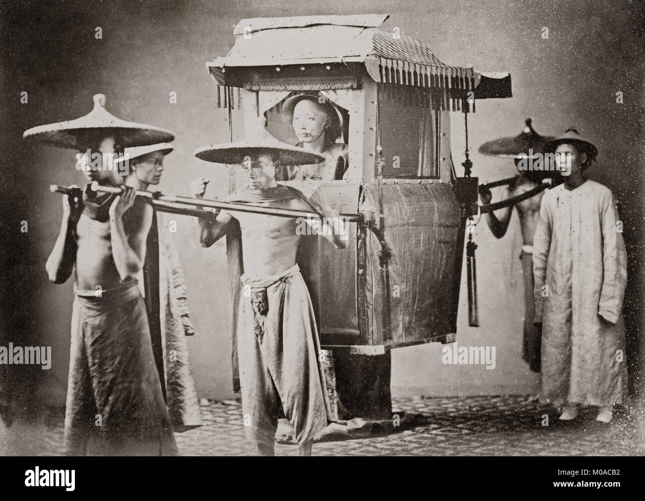 Chinese Official In Sedan Chair China C 1880s Stock Photo