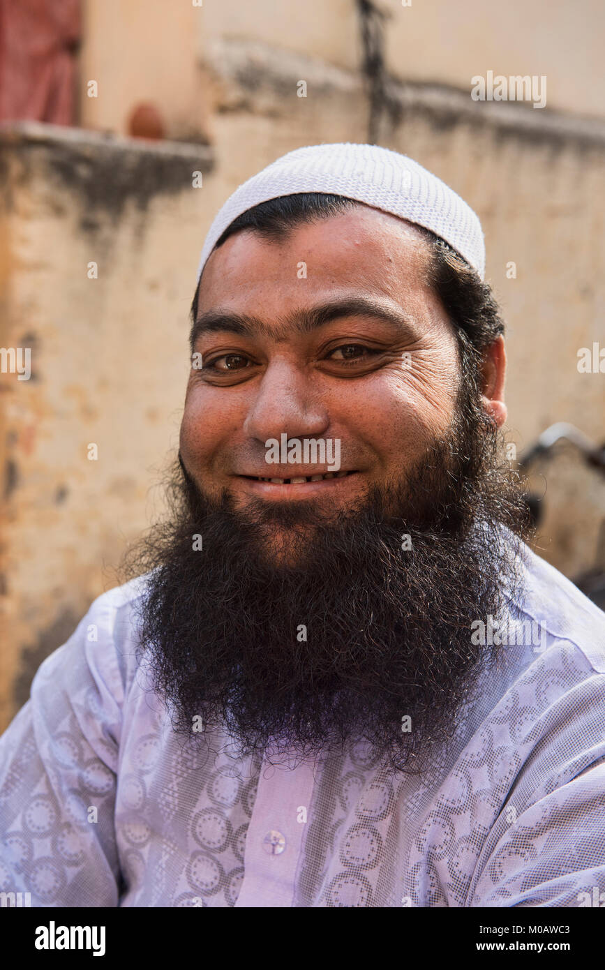 Bearded Muslim portrait, Jaipur, India Stock Photo - Alamy