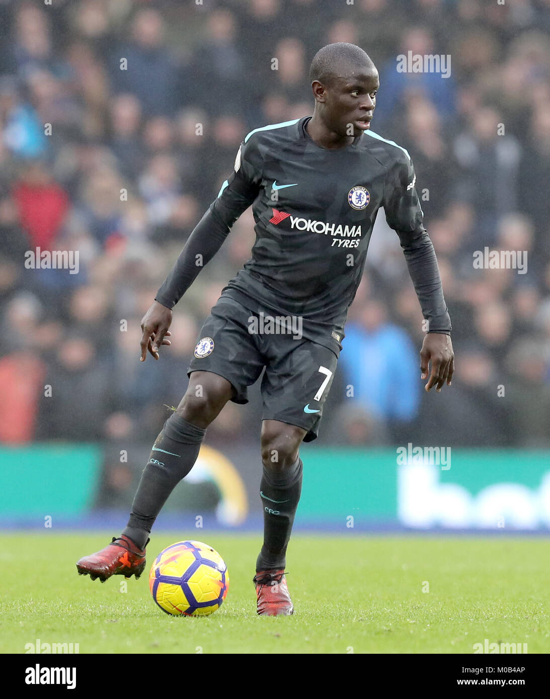 Chelsea's N'Golo Kante during the Premier League match at the AMEX Stadium, Brighton. PRESS ASSOCIATION Photo. Picture date: Saturday January 20, 2018. See PA story SOCCER Brighton. Photo credit should read: Gareth Fuller/PA Wire. RESTRICTIONS: No use with unauthorised audio, video, data, fixture lists, club/league logos or 'live' services. Online in-match use limited to 75 images, no video emulation. No use in betting, games or single club/league/player publications. Stock Photo