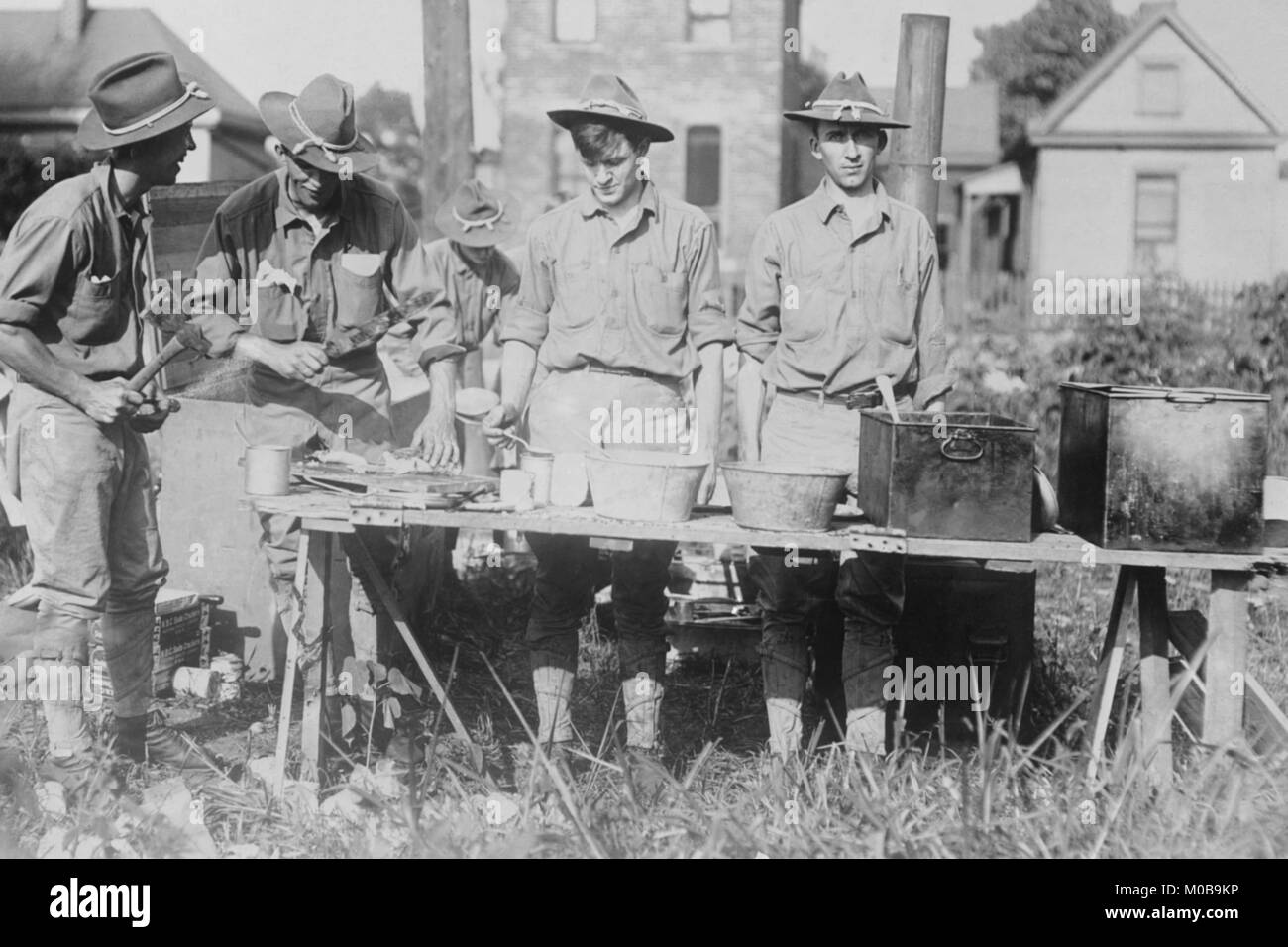 Us army camp hi-res stock photography and images - Alamy