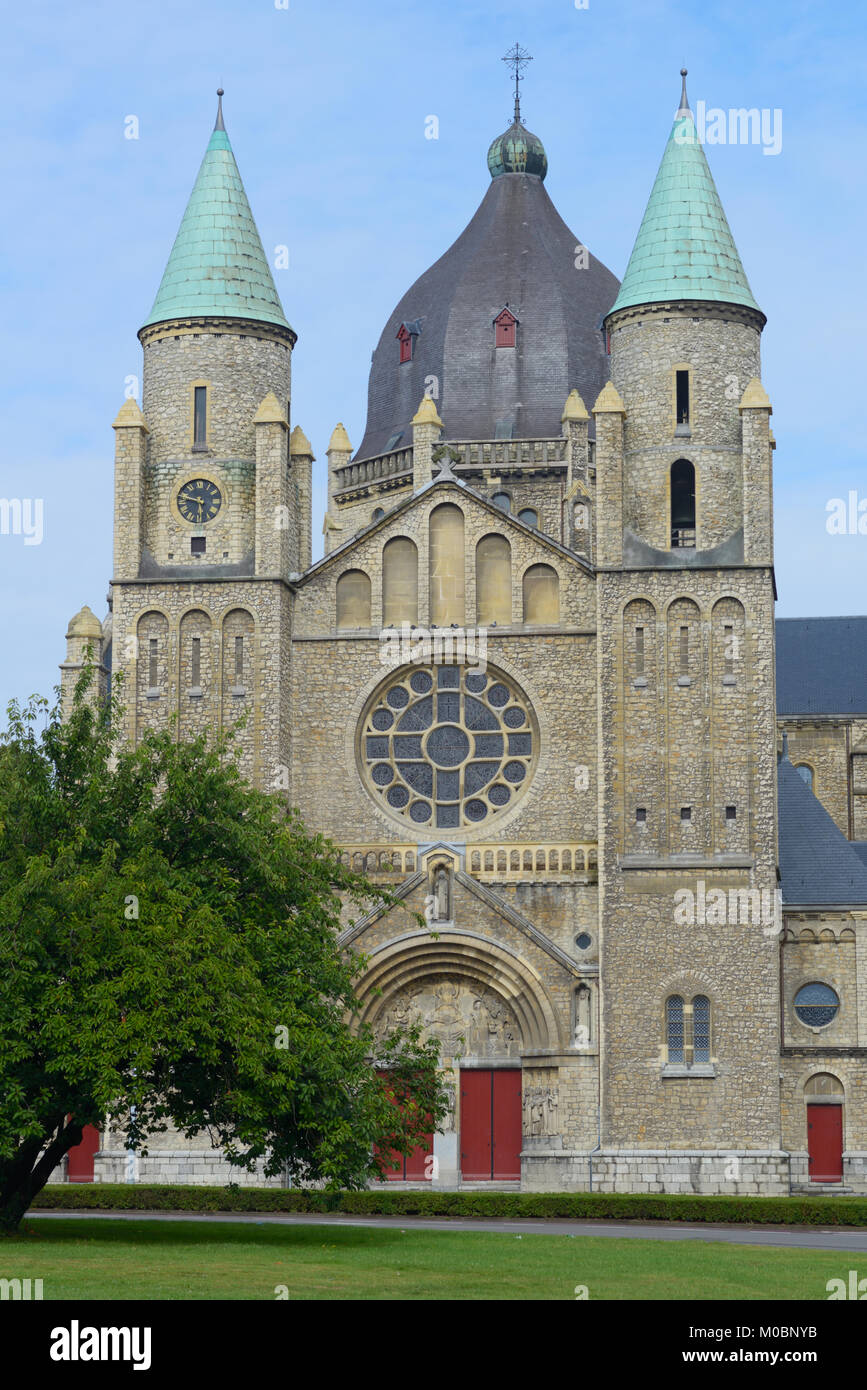 Church Sint-Lambertuskerk in Maastricht, Netherlands. The church was built in 1916 by the project of  Hubert van Groenendael Stock Photo