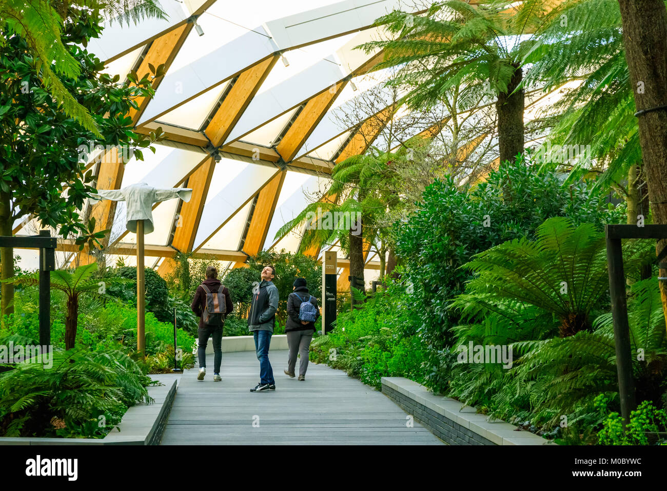 Crossrail place roof garden hi-res stock photography and images - Alamy